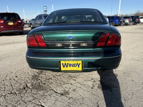 Used 2001 Chevrolet Lumina Base w/ Preferred Equipment Group image 6