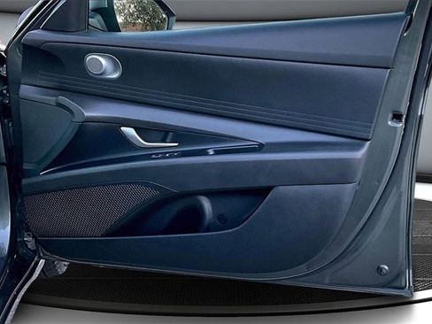 Used 2024 Hyundai Elantra SEL image 27