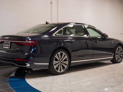 Used 2022 Audi A8 L 3.0T w/ Luxury Package image 6