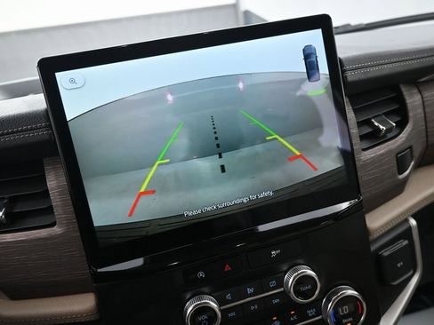 Used 2023 Ford Expedition Limited image 17
