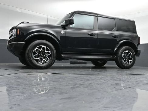 Certified 2025 Ford Bronco Outer Banks AWD/4WD image 40