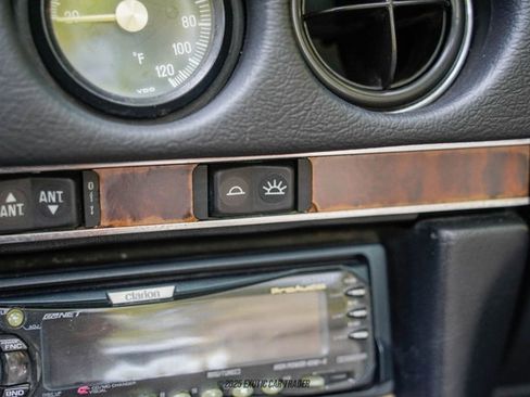 Used 1986 Mercedes-Benz 560 SL image 48