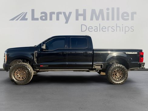 Used 2024 Ford F250 Lariat w/ Lariat Ultimate Package AWD/4WD image 2