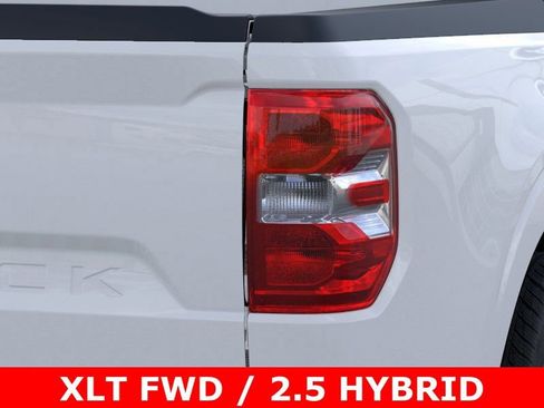 New 2025 Ford Maverick XLT image 22
