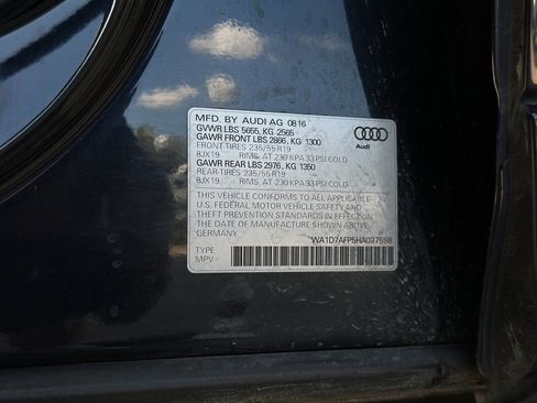 Used 2017 Audi Q5 3.0T Premium Plus w/ Technology Package image 26