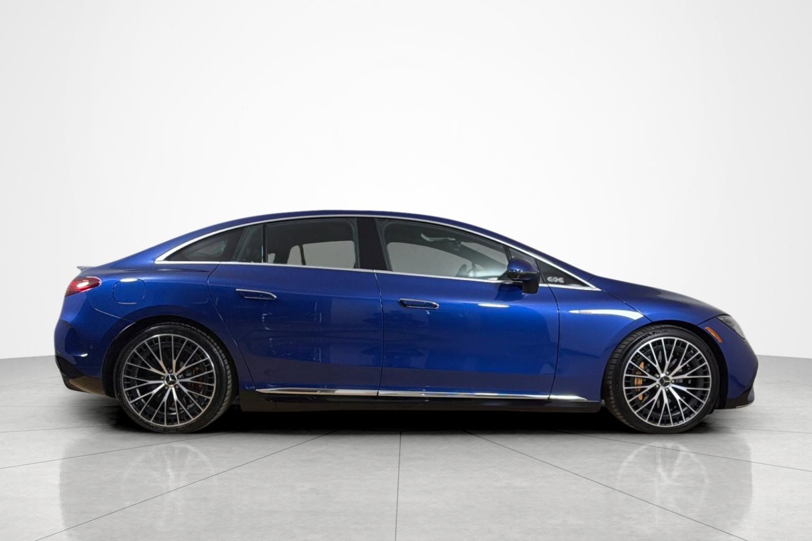 Used 2023 Mercedes-Benz EQE AMG 4MATIC Sedan image 6