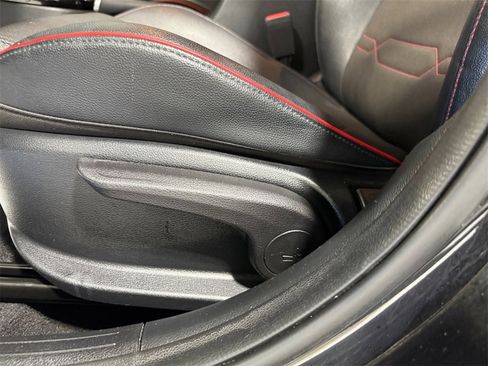 Certified 2021 Kia Forte GT w/ GT2 Package image 13