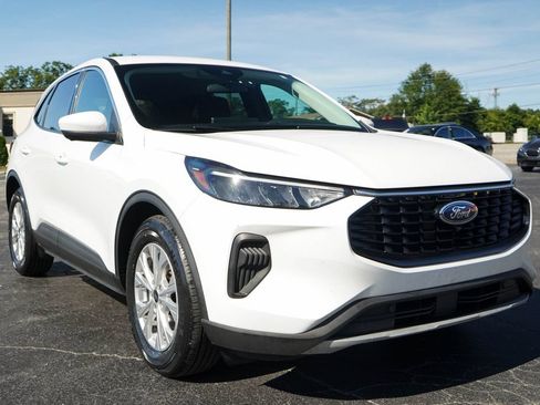 Used 2023 Ford Escape Active w/ Tech Pack #2 FWD image 37