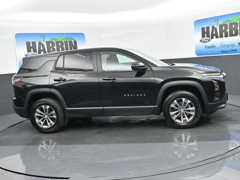 Used 2025 Chevrolet Equinox LT image 7