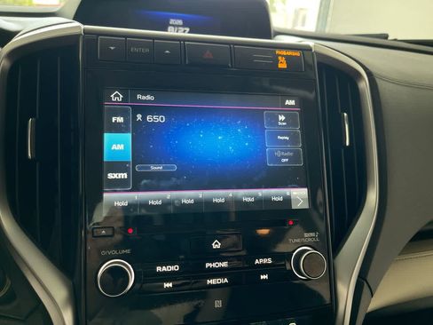 Used 2022 Subaru Ascent Limited AWD/4WD image 16