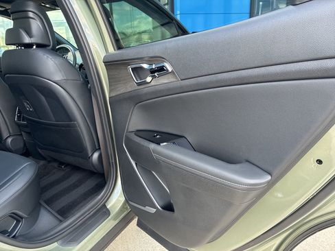 Used 2025 Kia Sportage X-Line image 14