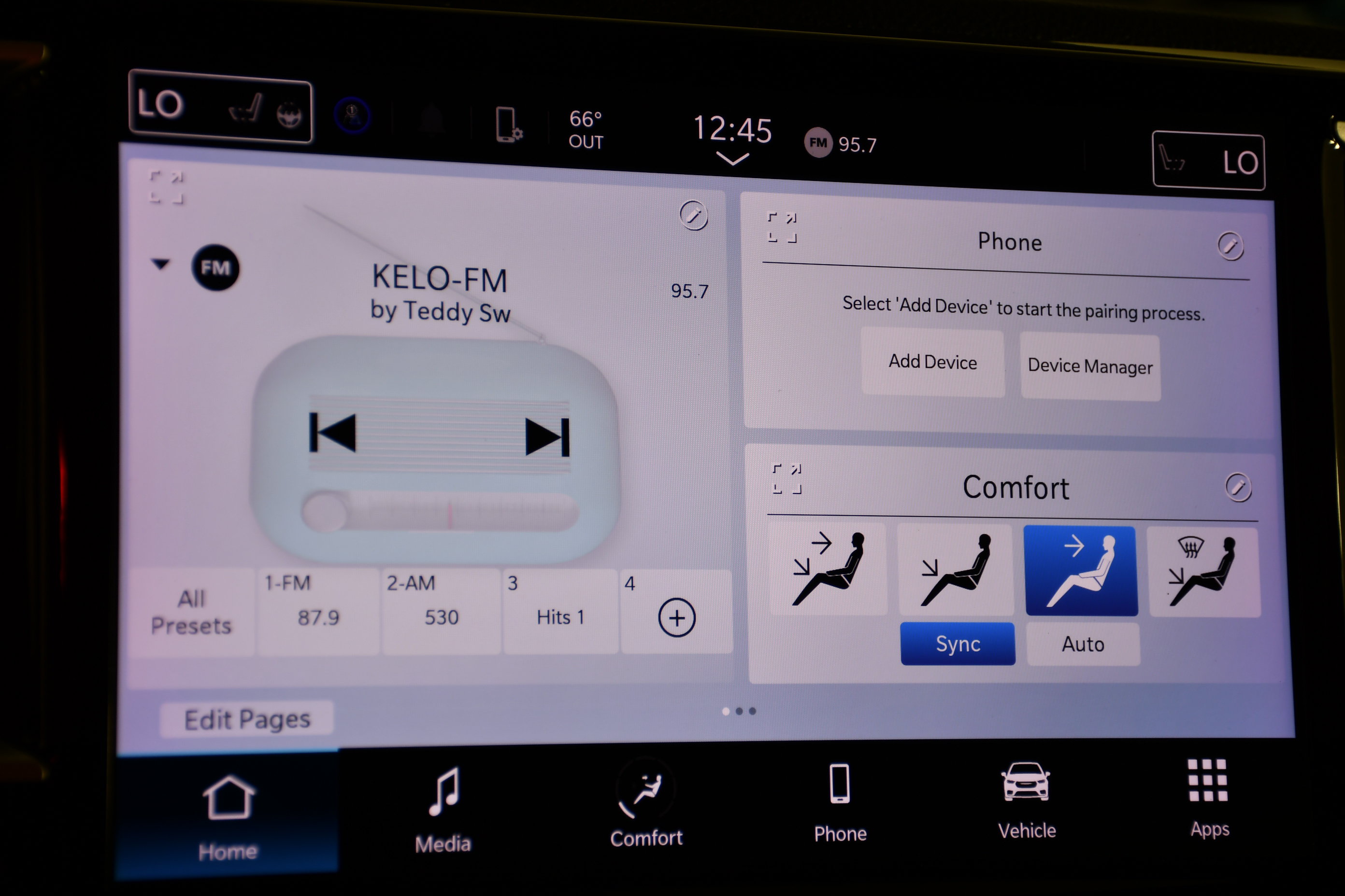 Used 2023 Chrysler Pacifica Touring-L FWD image 27