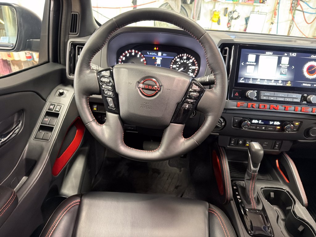 Certified 2025 Nissan Frontier PRO-4X w/ Pro Premium Package AWD/4WD image 23