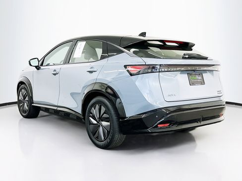 Used 2023 Nissan Ariya AWD image 5