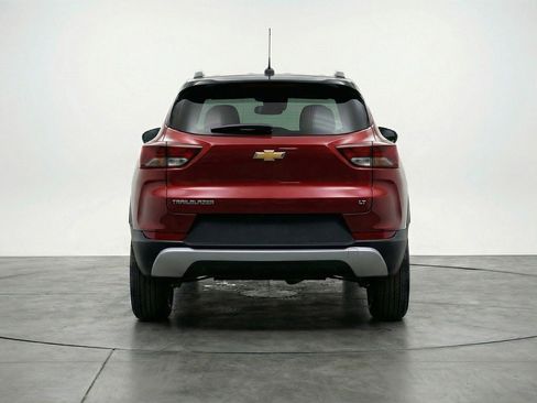 Used 2025 Chevrolet TrailBlazer LT image 7