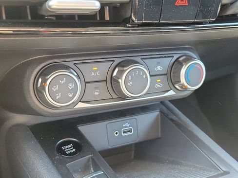 Certified 2025 Nissan Kicks S AWD/4WD image 28