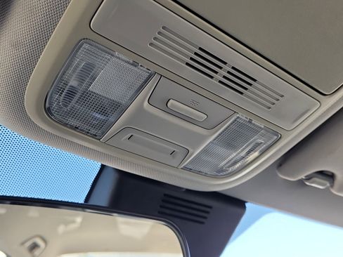 Used 2019 Honda Accord LX image 23