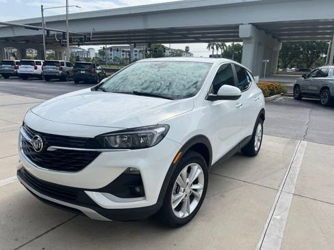 Used 2023 Buick Encore GX Preferred w/ Cold Weather Comfort Package FWD image 1