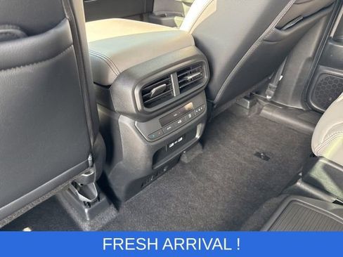 Used 2023 Honda Pilot EX-L image 12