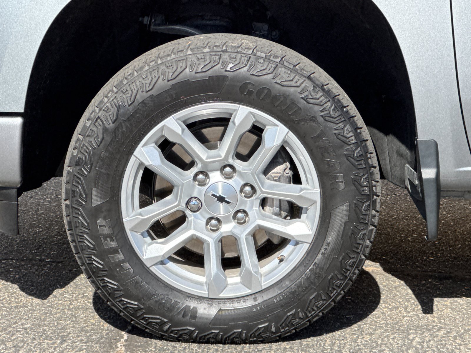 Used 2023 Chevrolet Silverado 1500 RST w/ Convenience Package II AWD/4WD image 25