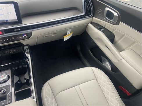 New 2025 Kia Sorento SX Prestige image 15