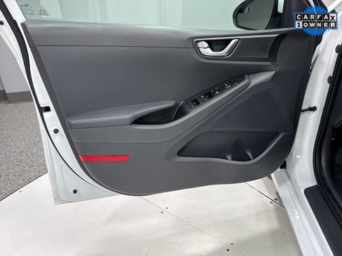 Used 2018 Hyundai Ioniq Blue image 6