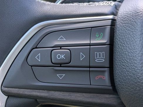 New 2025 Jeep Grand Cherokee L Limited w/ Black Appearance Package image 22