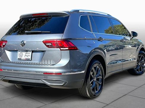 Certified 2023 Volkswagen Tiguan SE image 12