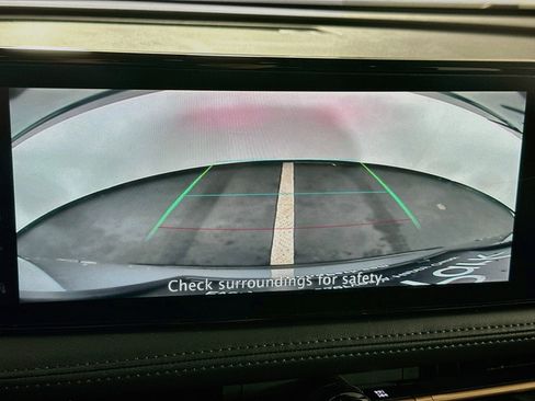 Used 2024 Nissan Ariya FWD image 23