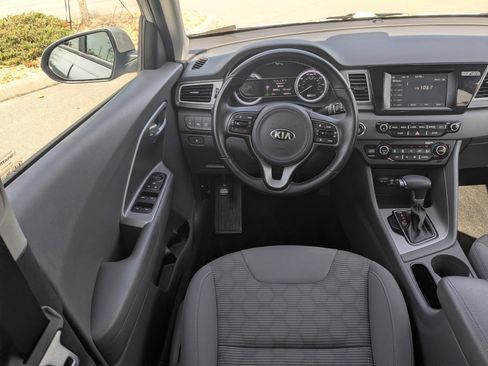 Used 2019 Kia Niro LX image 20