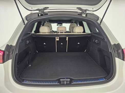 Used 2026 Mercedes-Benz GLC 300 image 14