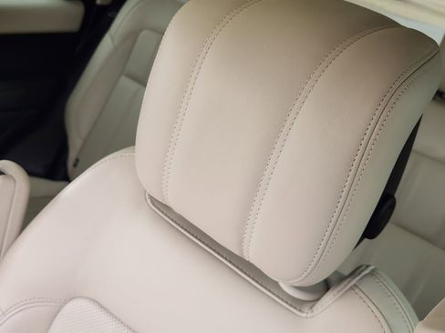 Used 2021 Land Rover Range Rover Sport HSE Dynamic image 15