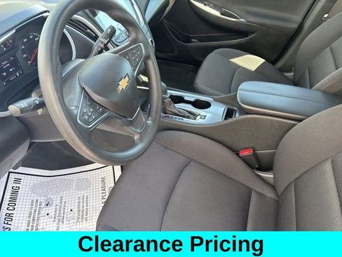 Used 2024 Chevrolet Malibu LT image 11