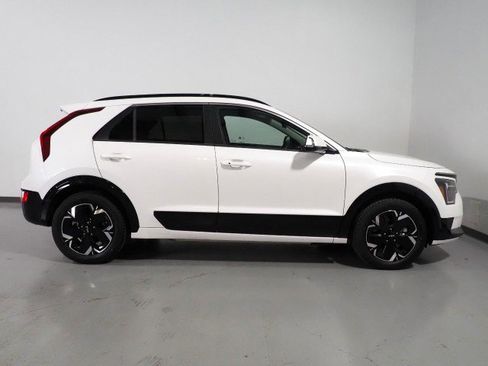 Used 2023 Kia Niro Wind image 4