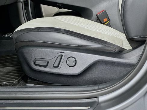 Used 2024 Kia EV6 GT-Line w/ GT-Line White Seat Package image 28