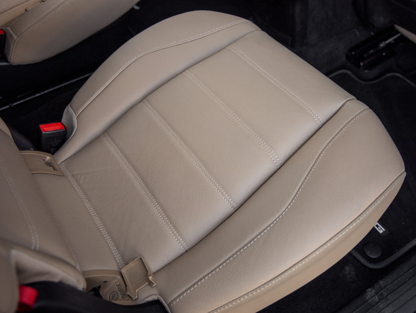 Used 2026 Mercedes-Benz GLS 450 4MATIC image 43