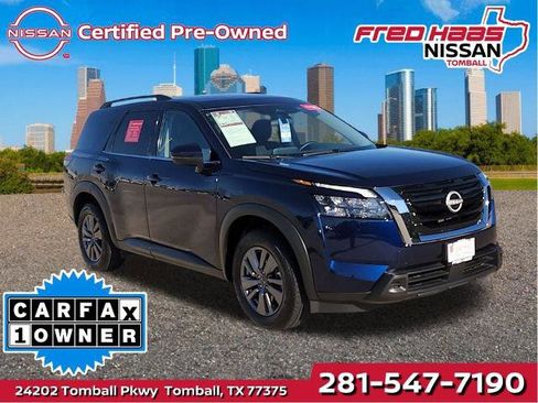 Certified 2025 Nissan Pathfinder SV image 1