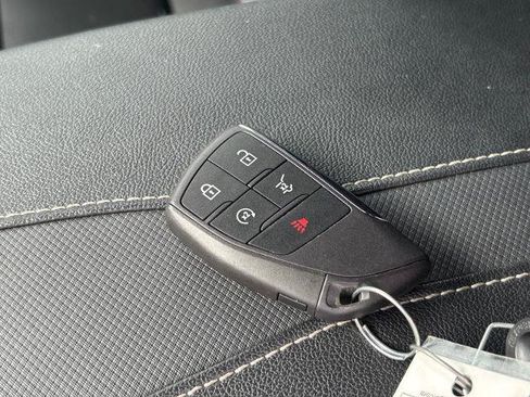 Used 2024 Chevrolet Traverse RS w/ LPO, Floor Liner Package AWD/4WD image 28