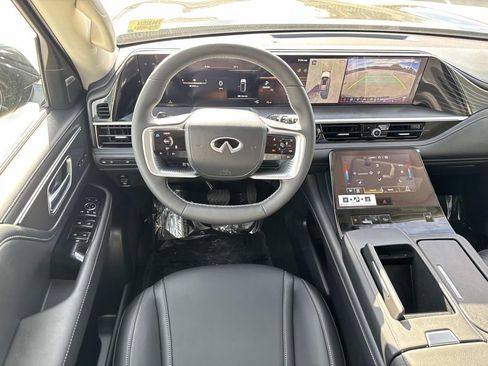 New 2026 INFINITI QX80 Pure AWD/4WD image 9