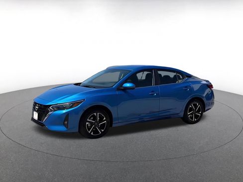 Used 2025 Nissan Sentra SV image 8