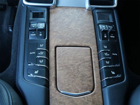 Certified 2016 Porsche Panamera GTS image 13