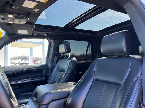 Used 2020 Ford Expedition XLT w/ Equipment Group 202A image 27