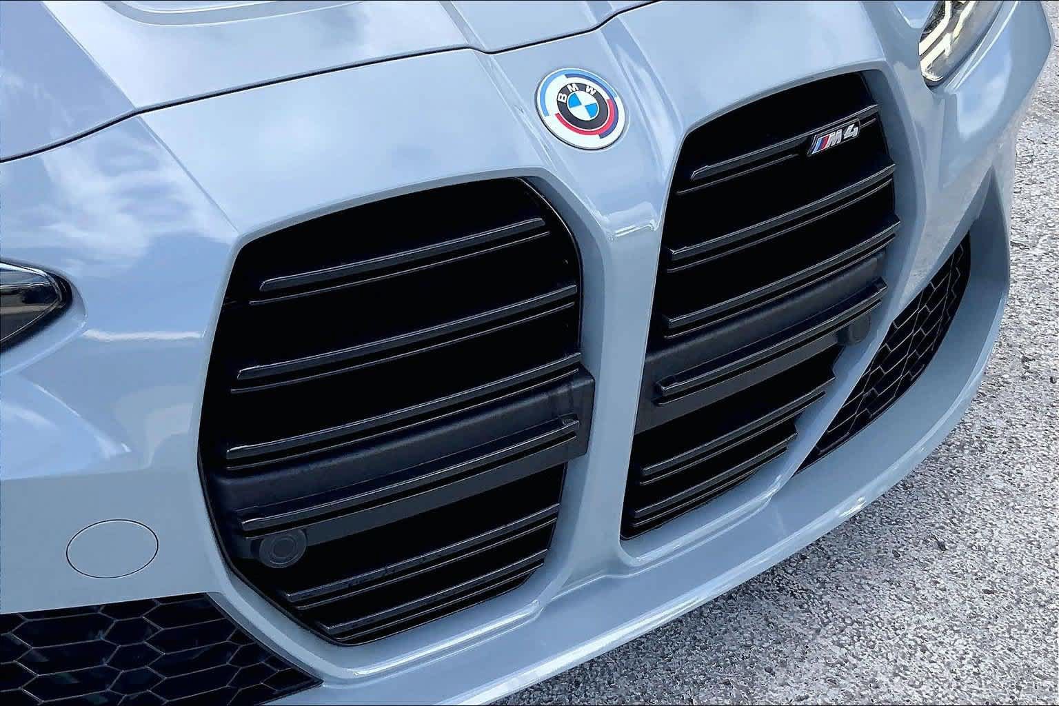 Used 2022 BMW M4 Coupe RWD image 32