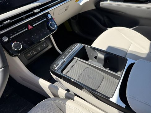 New 2025 Hyundai Tucson Limited image 13