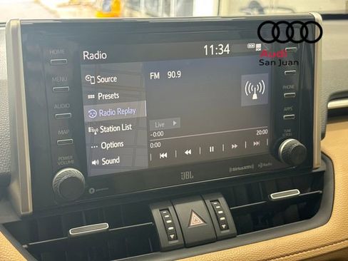 Used 2020 Toyota RAV4 Limited image 20