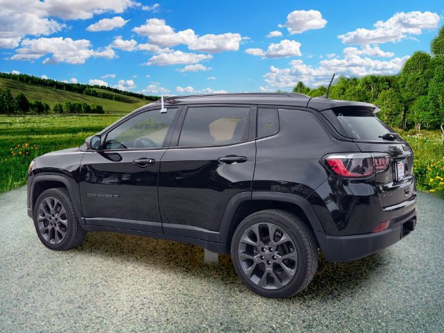 Certified 2021 Jeep Compass Latitude w/ Sun and Sound Group AWD/4WD image 4