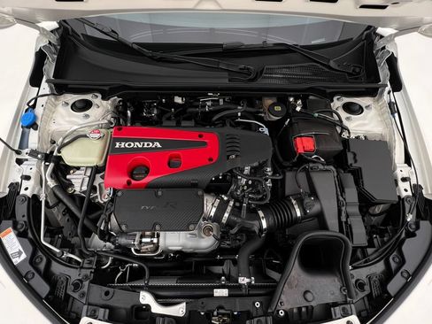 Used 2025 Honda Civic Type R image 25