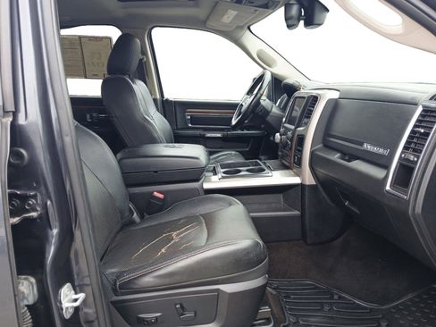 Used 2014 RAM 1500 Laramie w/ Convenience Group image 15