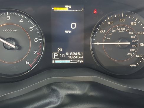 Used 2023 Subaru Crosstrek 2.0i Premium image 31