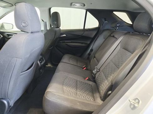 Used 2019 Chevrolet Equinox LT image 9